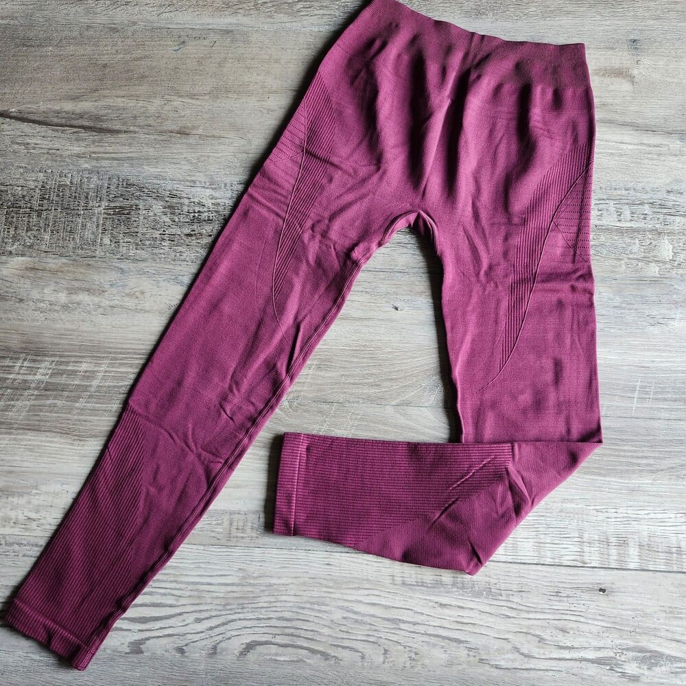 (M) Alphalete leggings